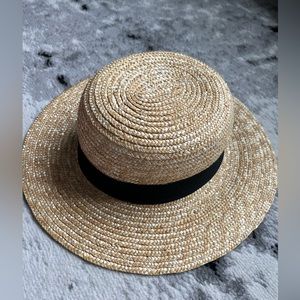 Gigi Pip Faye Short Natural Straw Boater Brim Hat
